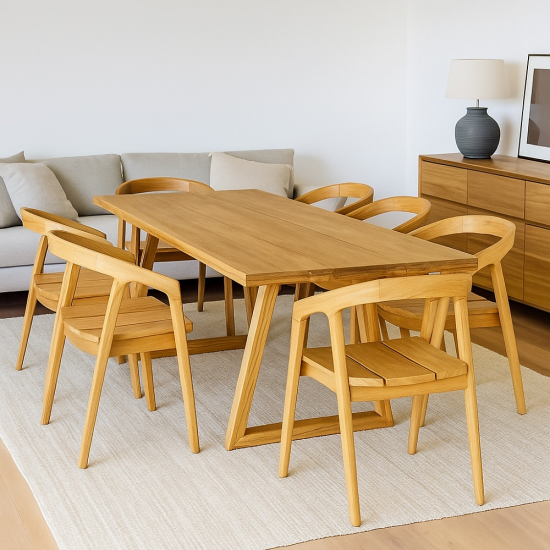 Chaise en teck naturel vernis