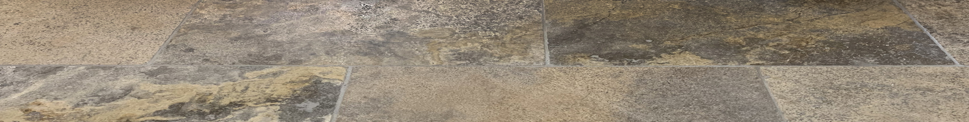 CARRELAGE EN PIERRE