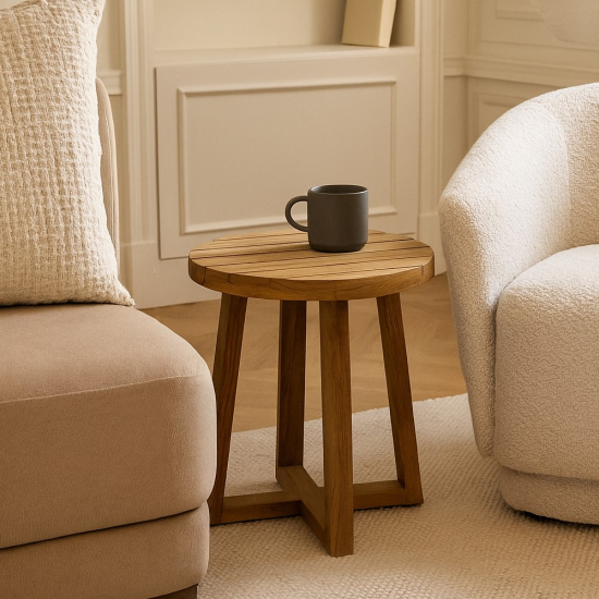 Table d'appoint ronde en teck naturel vernis